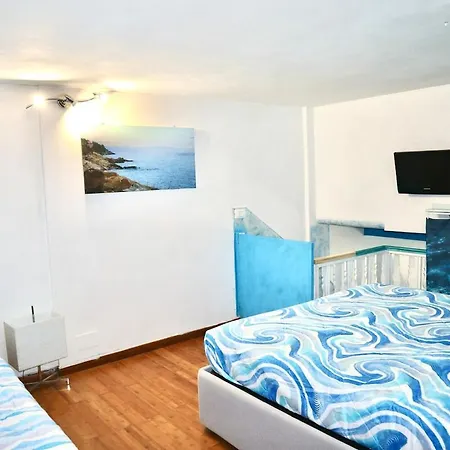 Crudi On The Sea Apartmán Varazze